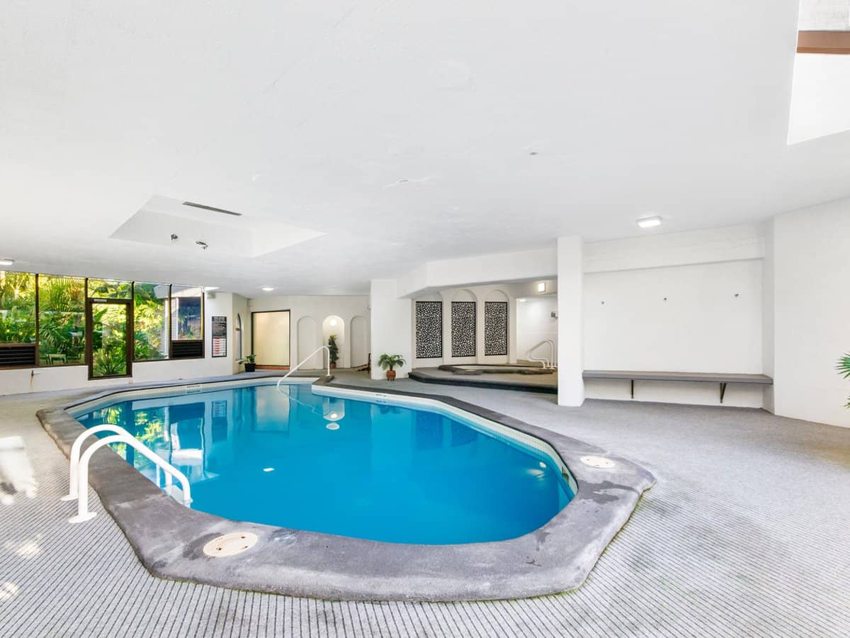 4 Thornton Street, SURFERS PARADISE - Thumbnail 20