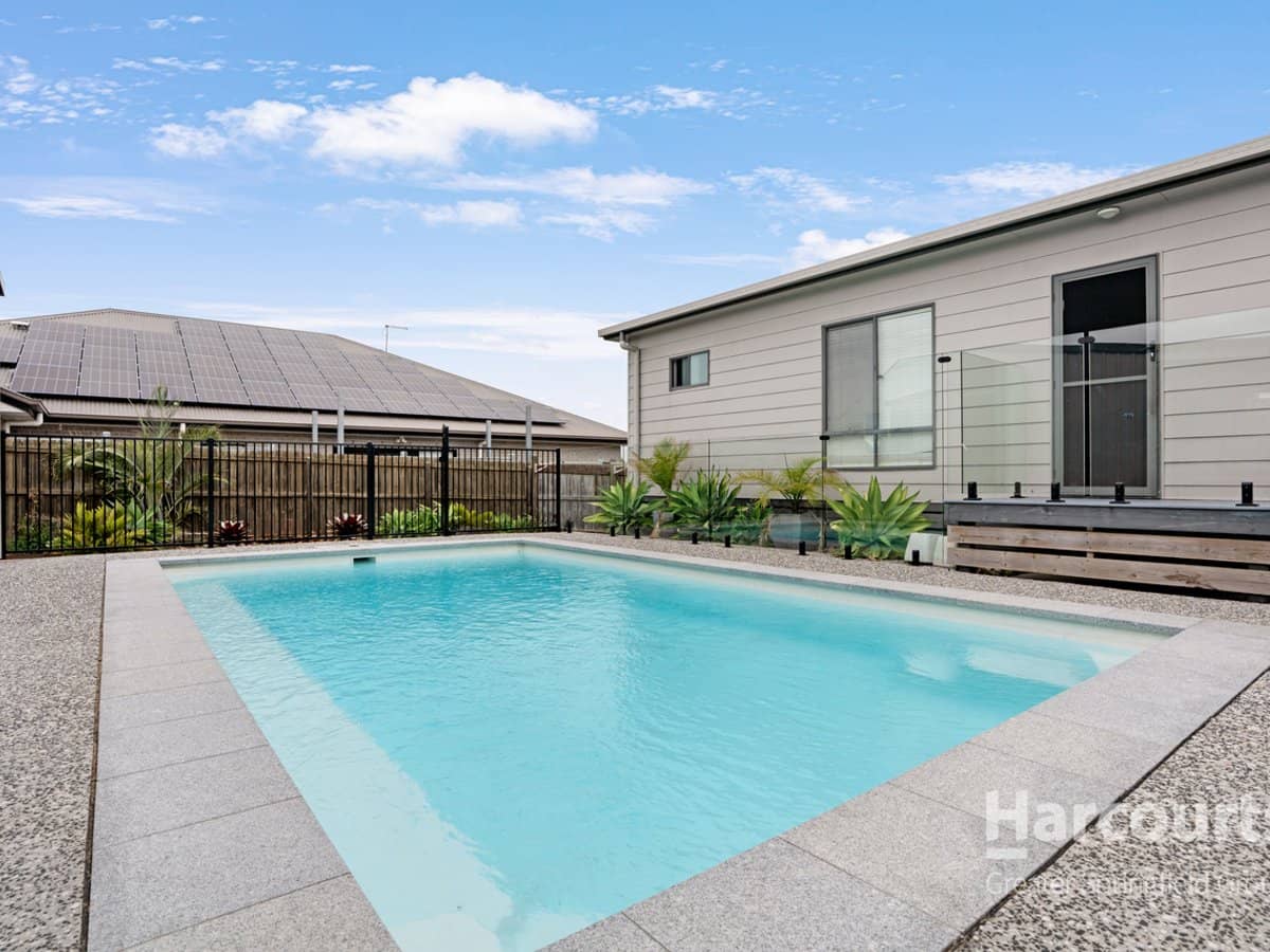 9 Robyn Court, LOGAN VILLAGE - Thumbnail 15