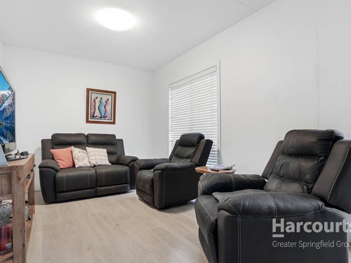 9 Robyn Court, LOGAN VILLAGE - Thumbnail 19