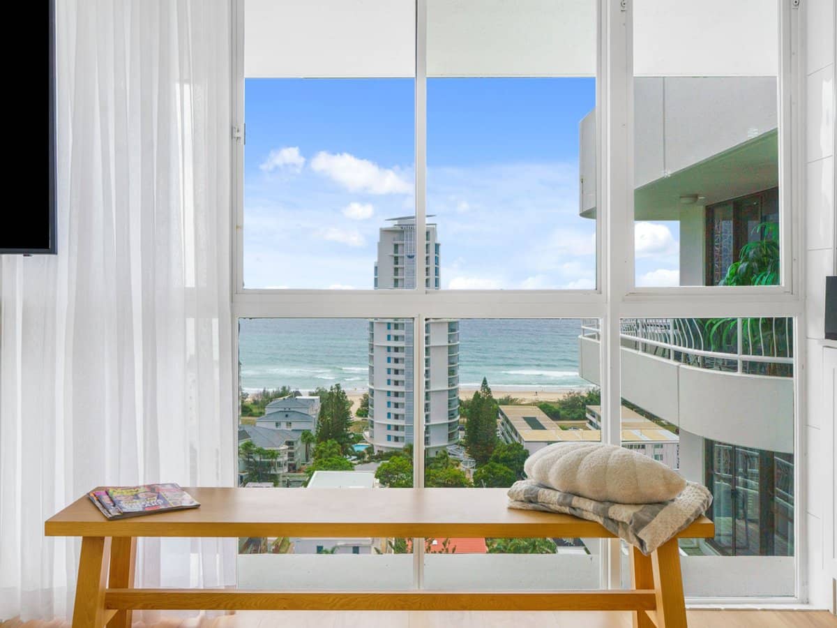 121 Surf Parade, Broadbeach - Thumbnail 1