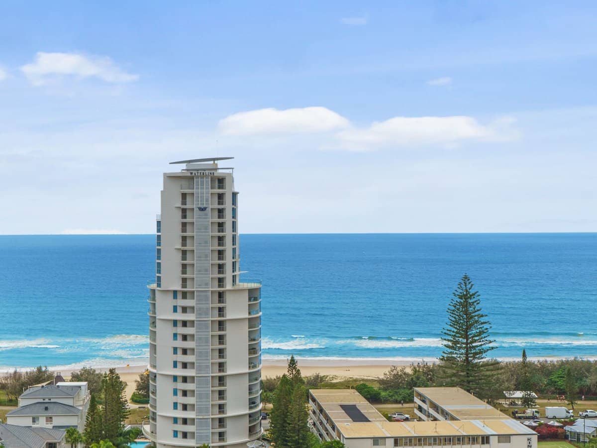 121 Surf Parade, Broadbeach - Thumbnail 3