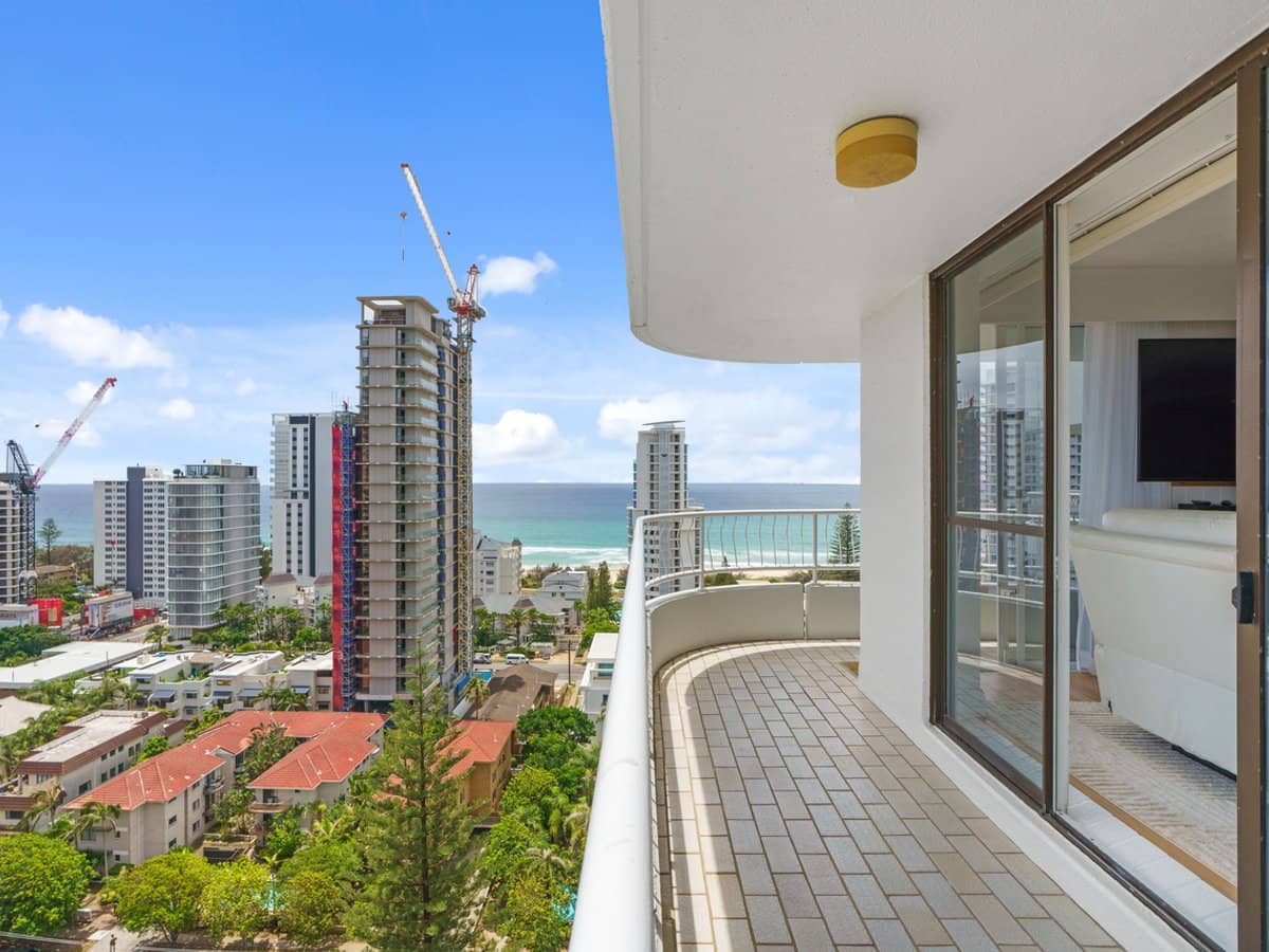 121 Surf Parade, Broadbeach - Thumbnail 13