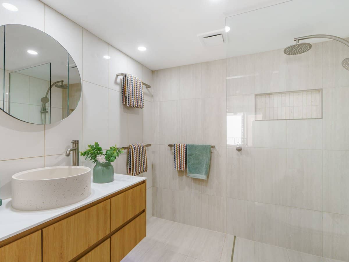 121 Surf Parade, Broadbeach - Thumbnail 15