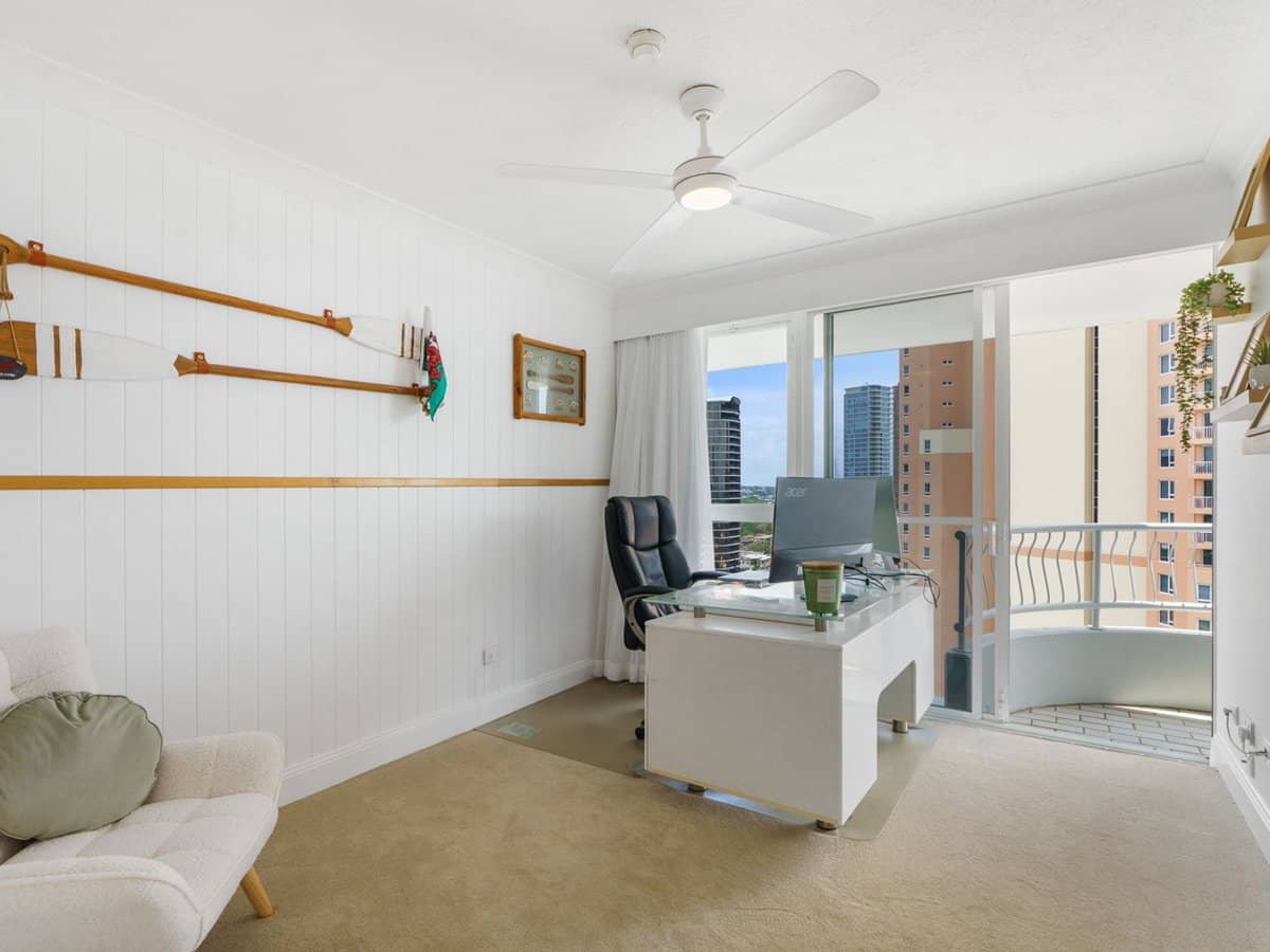 121 Surf Parade, Broadbeach - Thumbnail 20