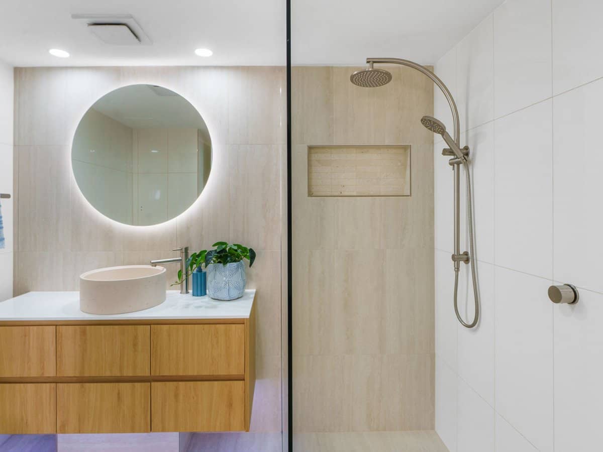 121 Surf Parade, Broadbeach - Thumbnail 21