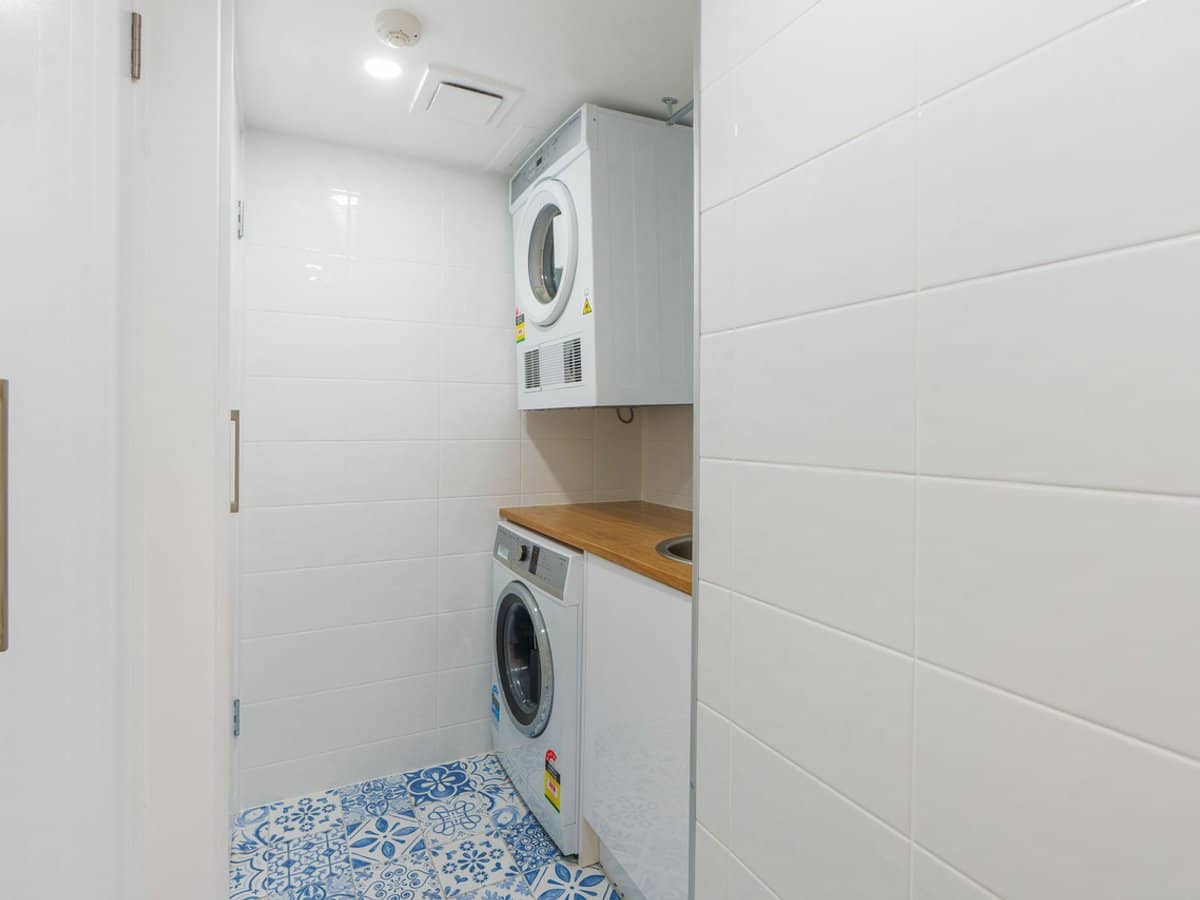 121 Surf Parade, Broadbeach - Thumbnail 22