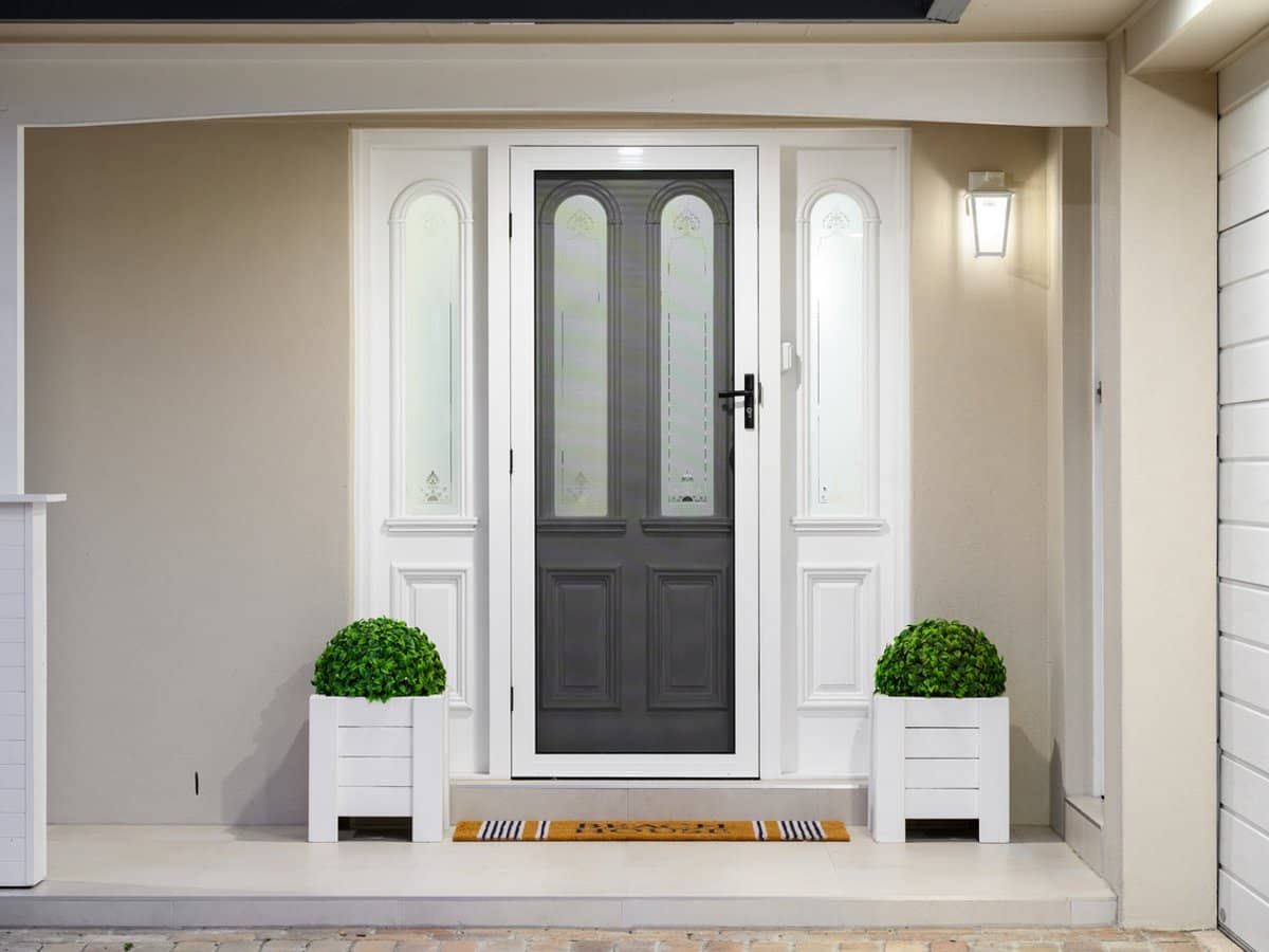 188 Morala Avenue, RUNAWAY BAY - Thumbnail 4