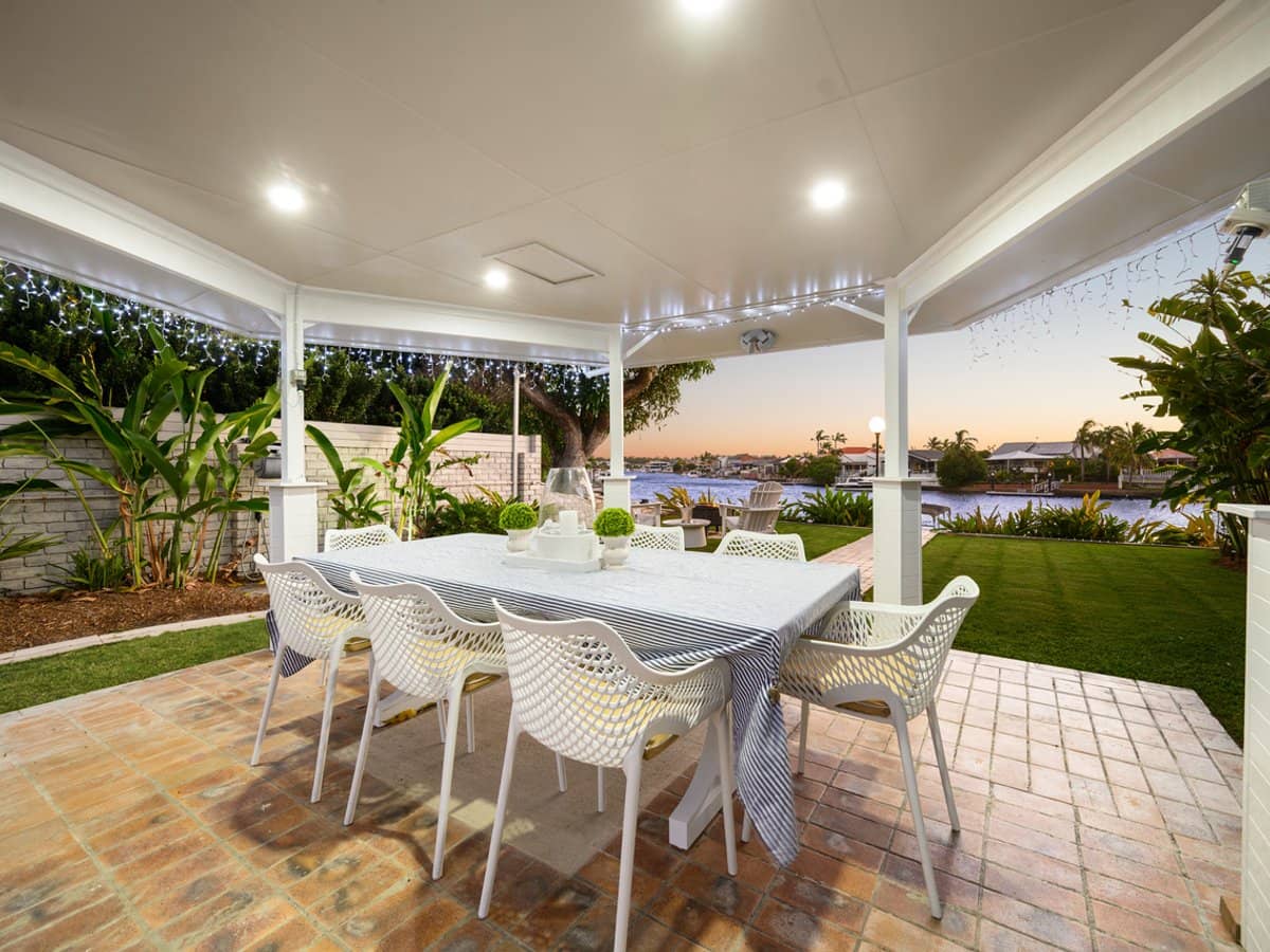 188 Morala Avenue, RUNAWAY BAY - Thumbnail 21