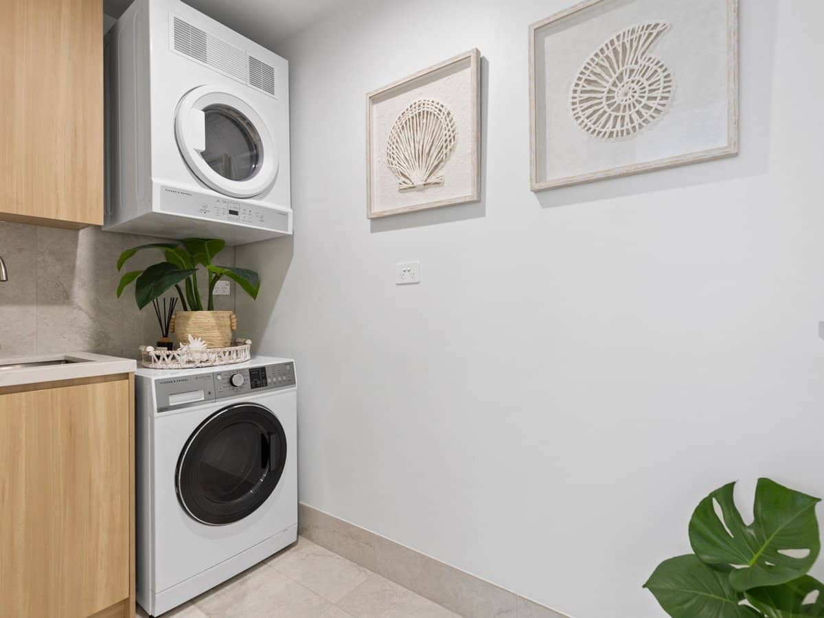 15-19 Peerless Avenue, Mermaid Beach - Thumbnail 21