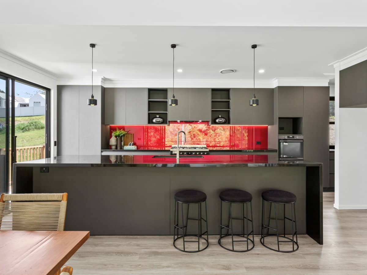 9 Uplands Court, TALLAI - Thumbnail 6