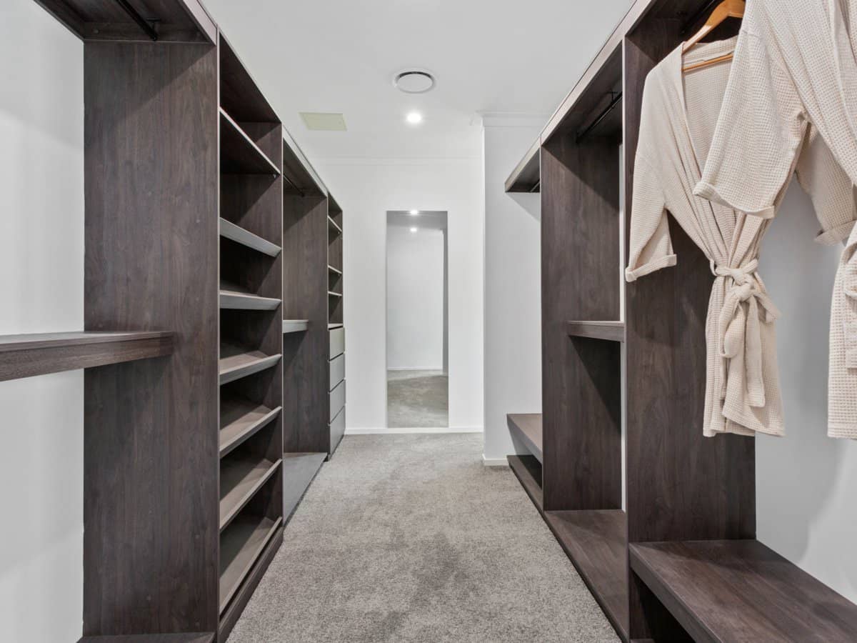 9 Uplands Court, TALLAI - Thumbnail 13