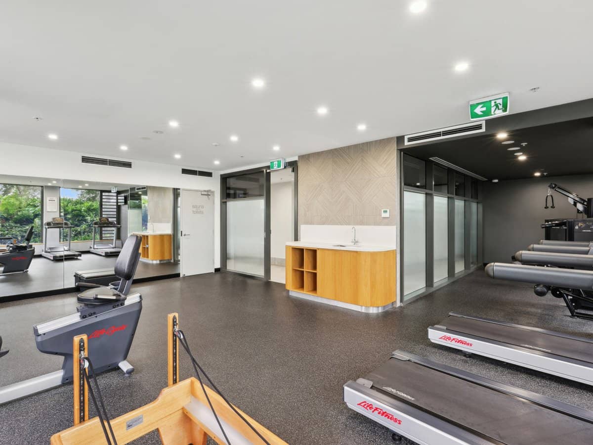 20 Executive Drive, Burleigh Waters - Thumbnail 31