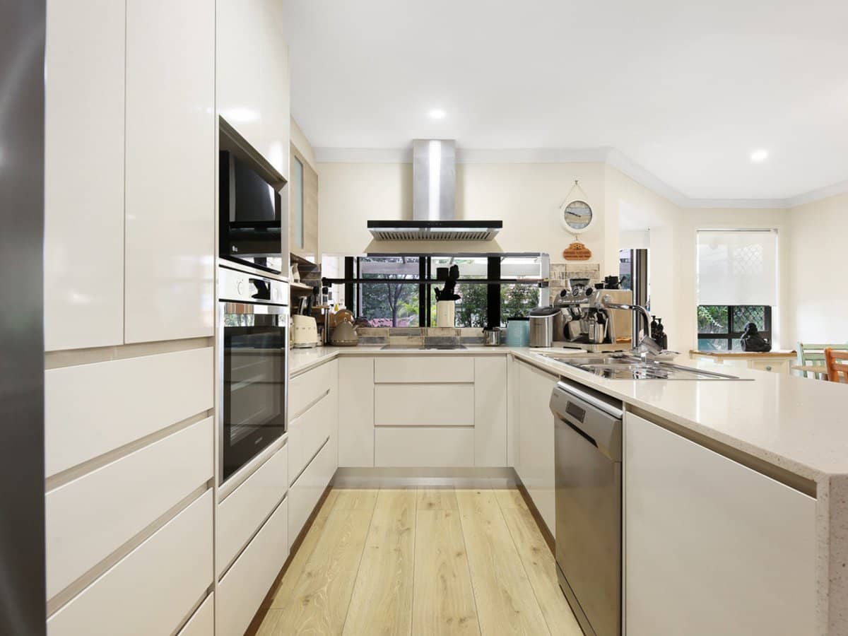 160 Bardon Avenue, Miami - Thumbnail 8