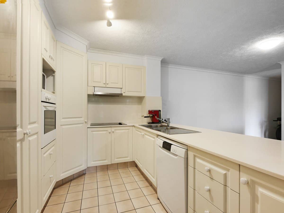 2103 Gold Coast Highway, Miami - Thumbnail 13