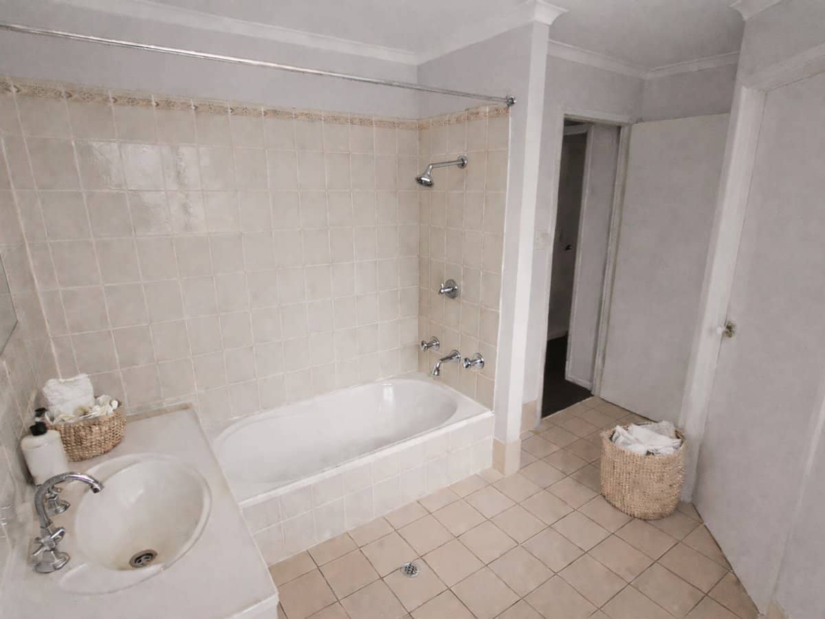 112 Overland Drive, EDENS LANDING - Thumbnail 7