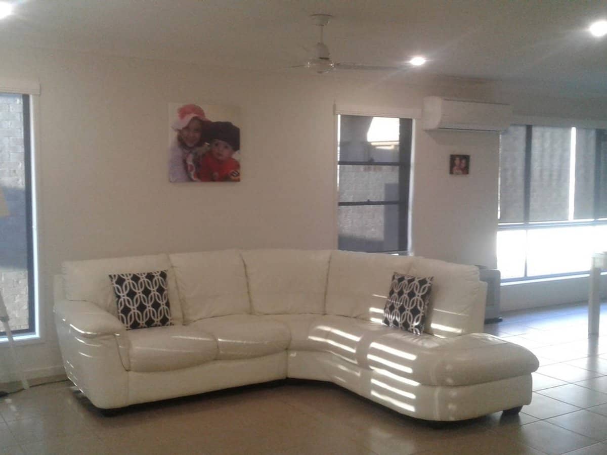 114 Brookside Circuit, ORMEAU - Thumbnail 6