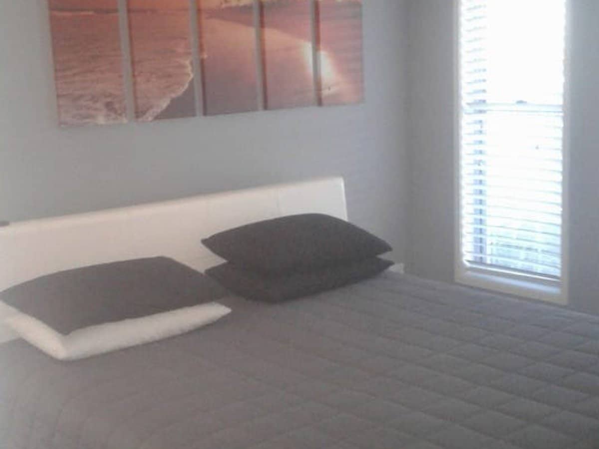 114 Brookside Circuit, ORMEAU - Thumbnail 9