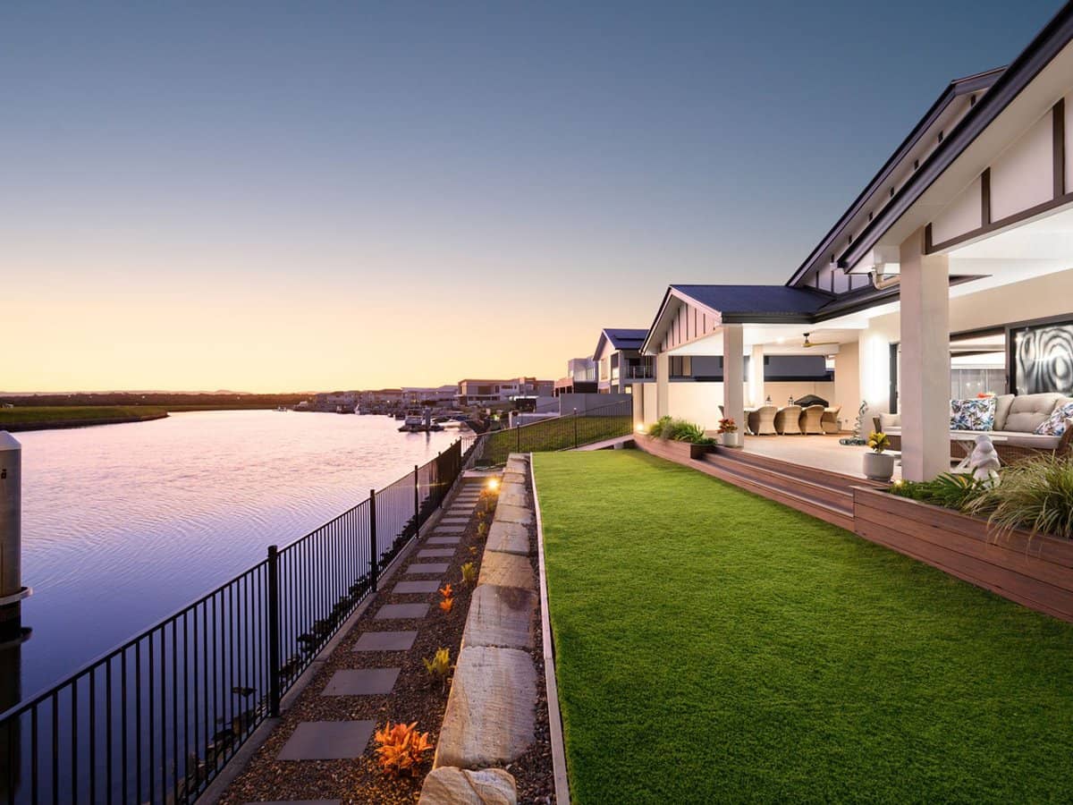 122 Paradise Parade, Jacobs Well - Thumbnail 4