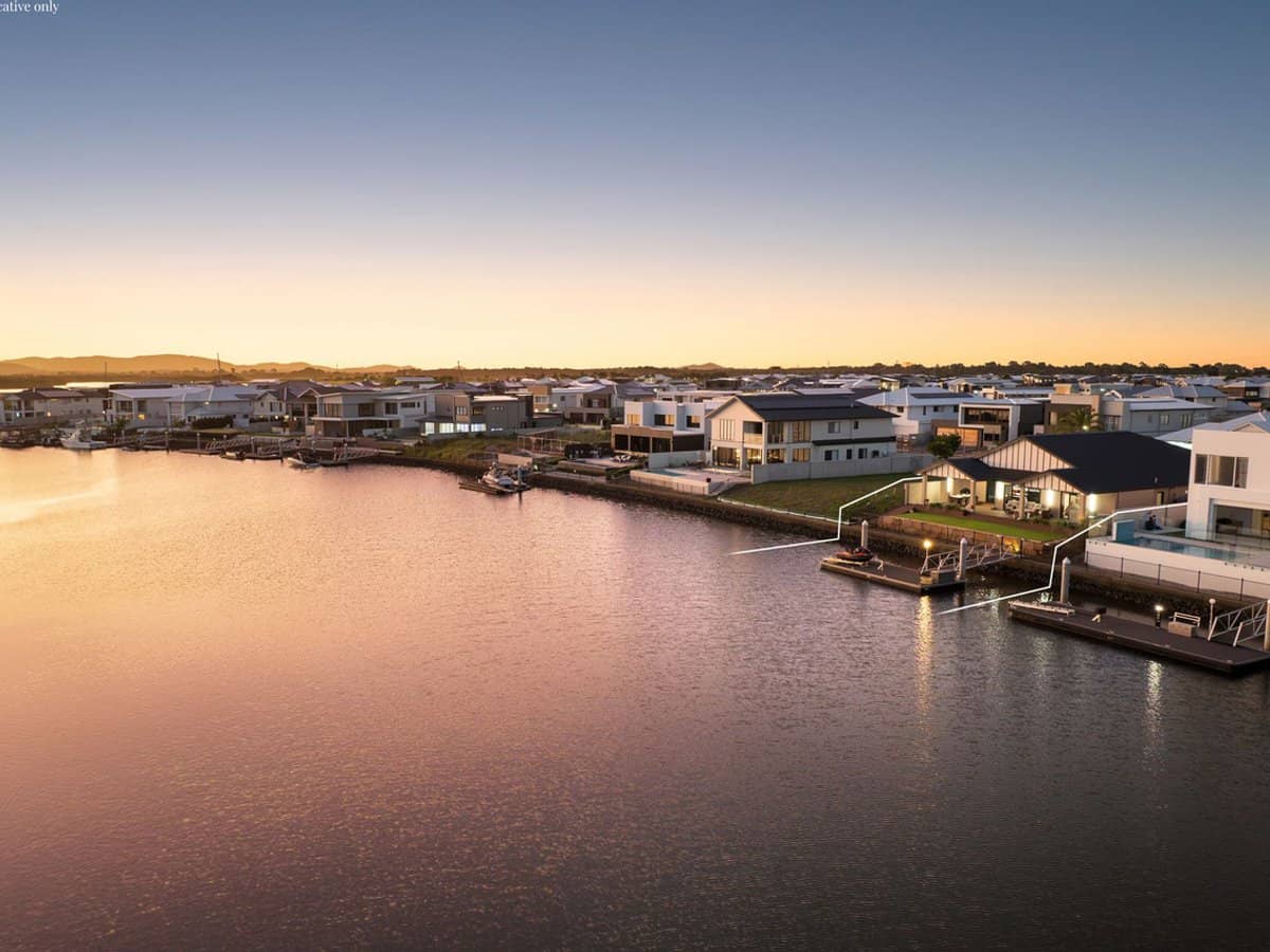 122 Paradise Parade, Jacobs Well - Thumbnail 5