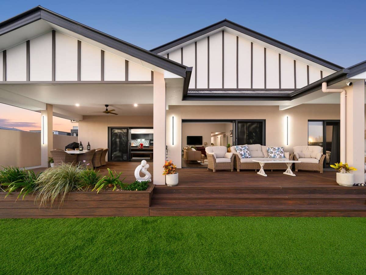 122 Paradise Parade, Jacobs Well - Thumbnail 7