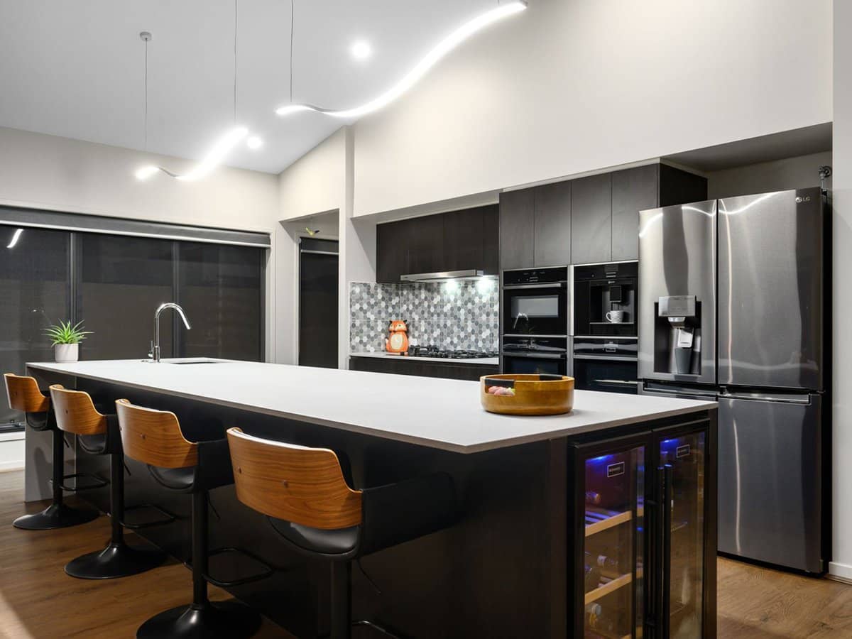 122 Paradise Parade, Jacobs Well - Thumbnail 8