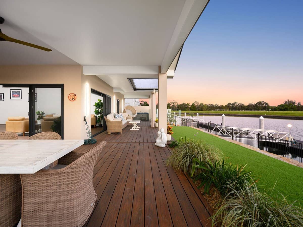 122 Paradise Parade, Jacobs Well - Thumbnail 23