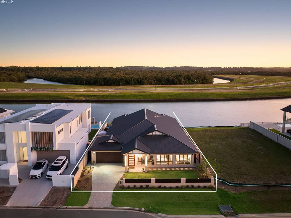 122 Paradise Parade, Jacobs Well - Thumbnail 24