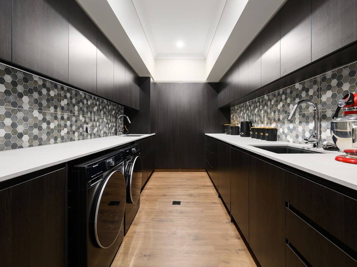 122 Paradise Parade, Jacobs Well - Thumbnail 25