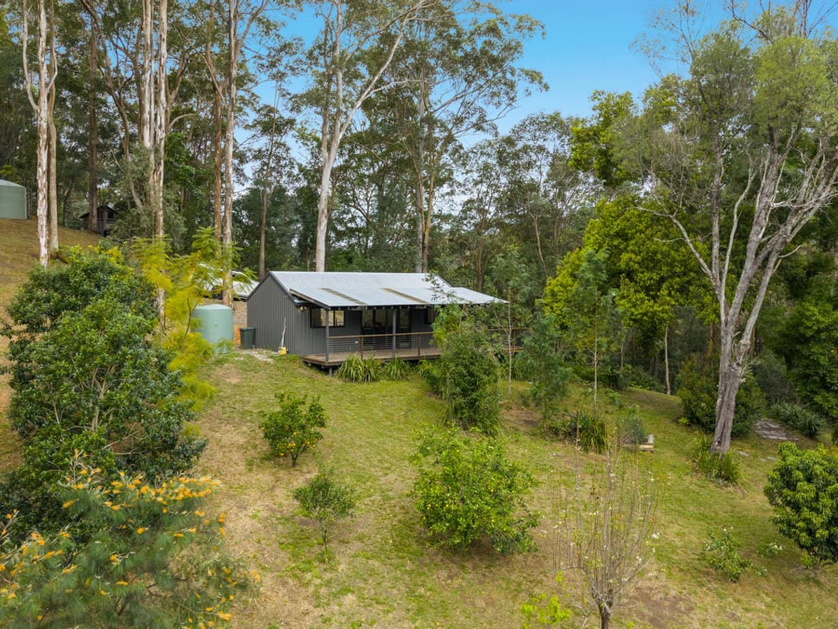 36 Pinetree Court, MUDGEERABA - Thumbnail 4