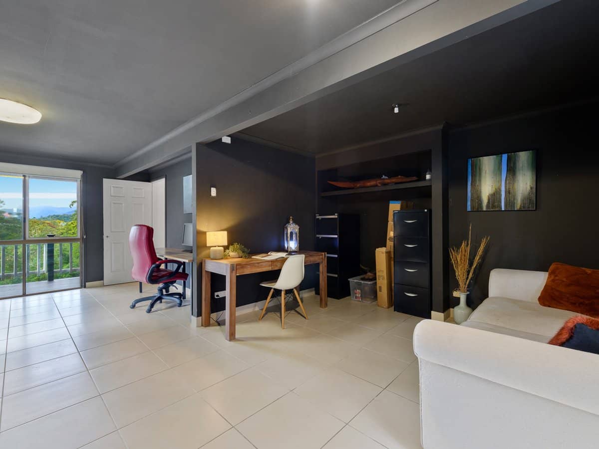 36 Pinetree Court, MUDGEERABA - Thumbnail 16