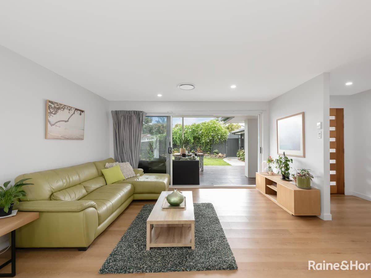 6 Calwell Court, MERRIMAC - Thumbnail 4