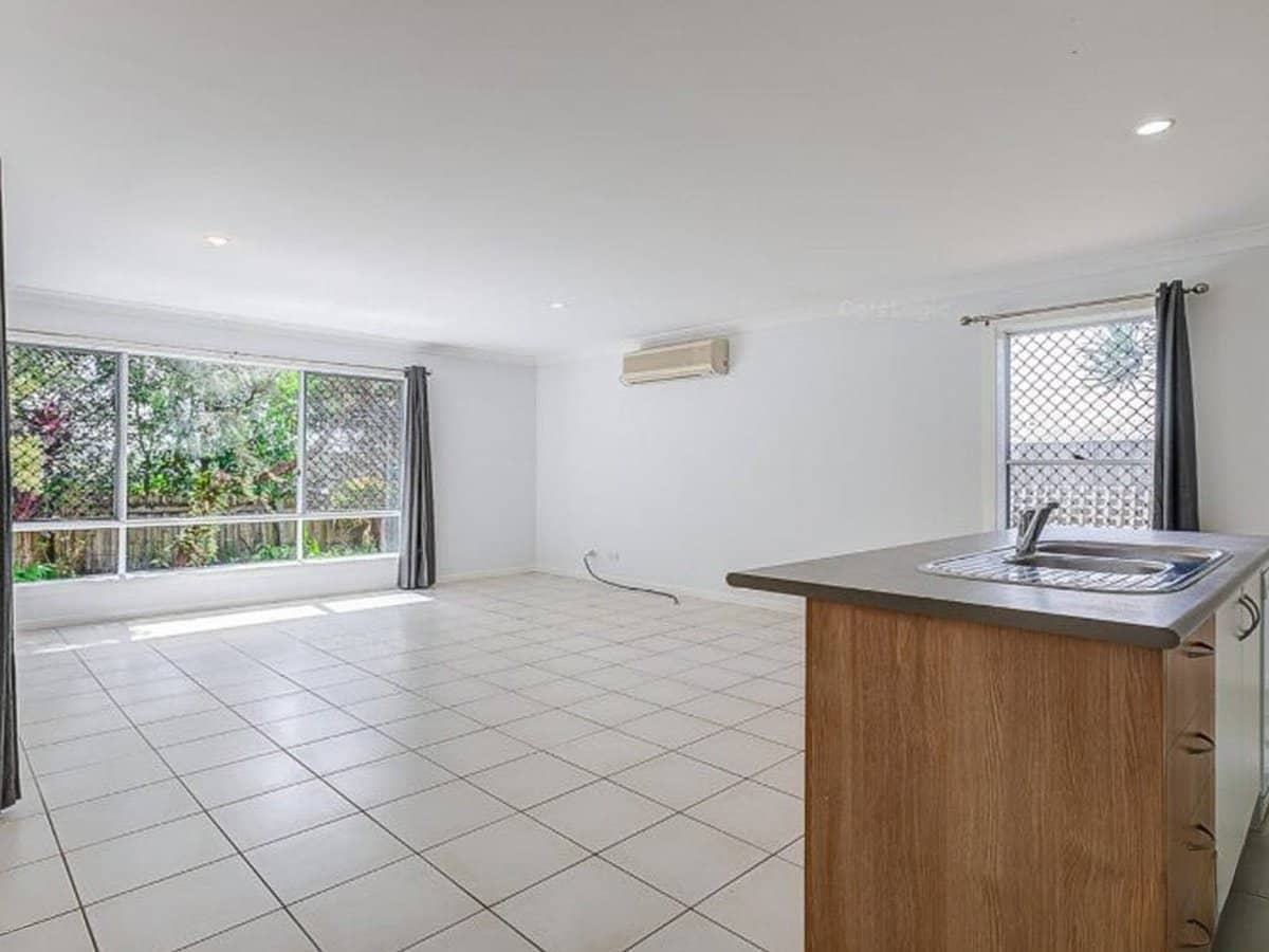 3 Norfolk Drive, PACIFIC PINES - Thumbnail 11