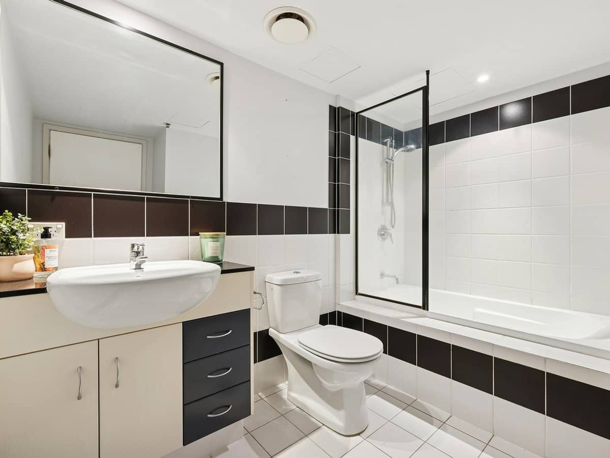 2865 Gold Coast Highway, Surfers Paradise - Thumbnail 9