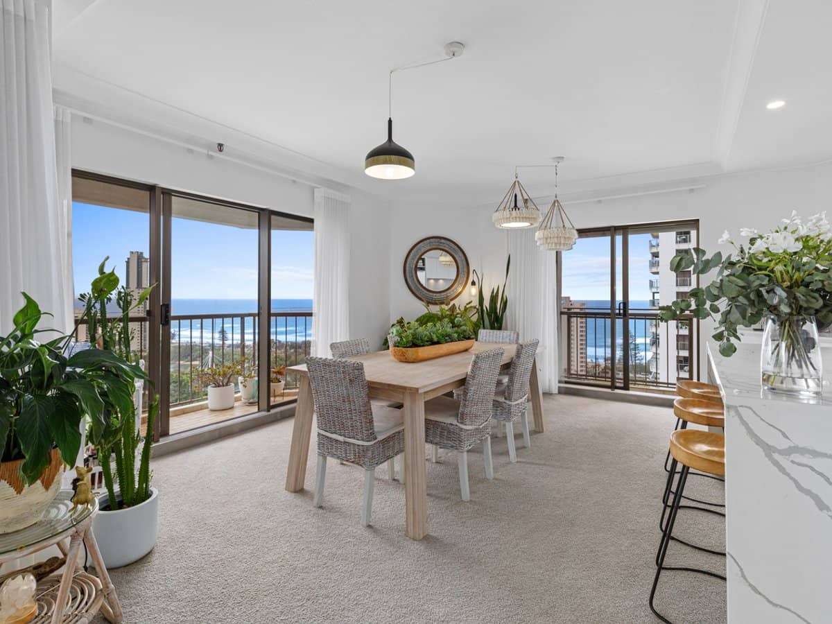 99/8 Admiralty Drive, Surfers Paradise - Thumbnail 2