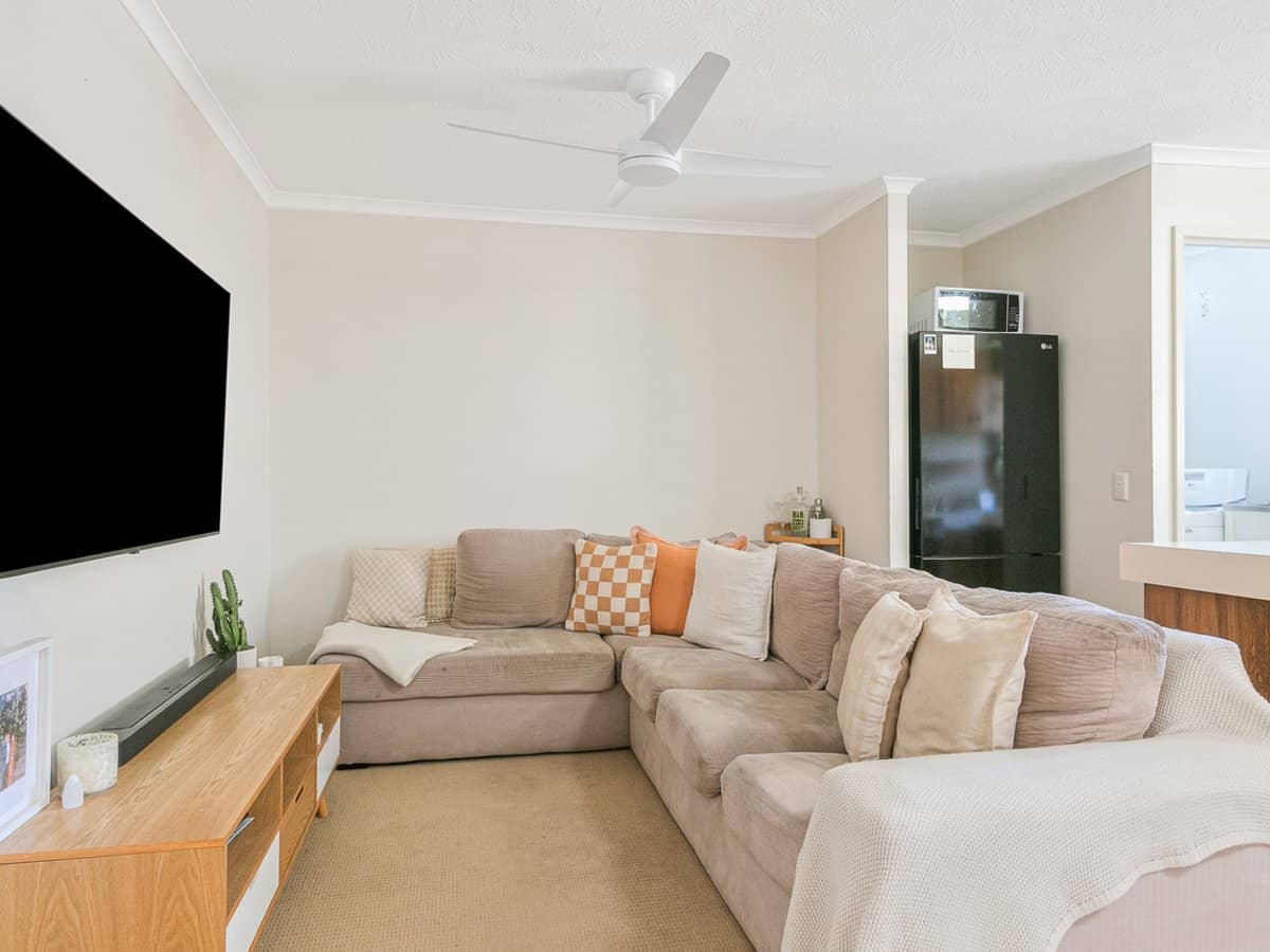 44 Coolangatta Road, COOLANGATTA - Thumbnail 8