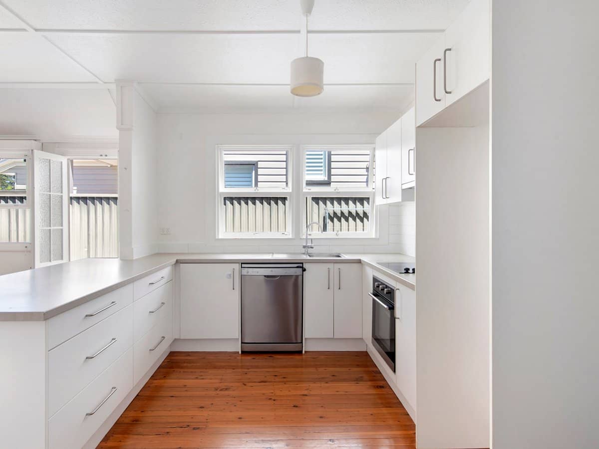 17 Ventura Road, MERMAID BEACH - Thumbnail 6