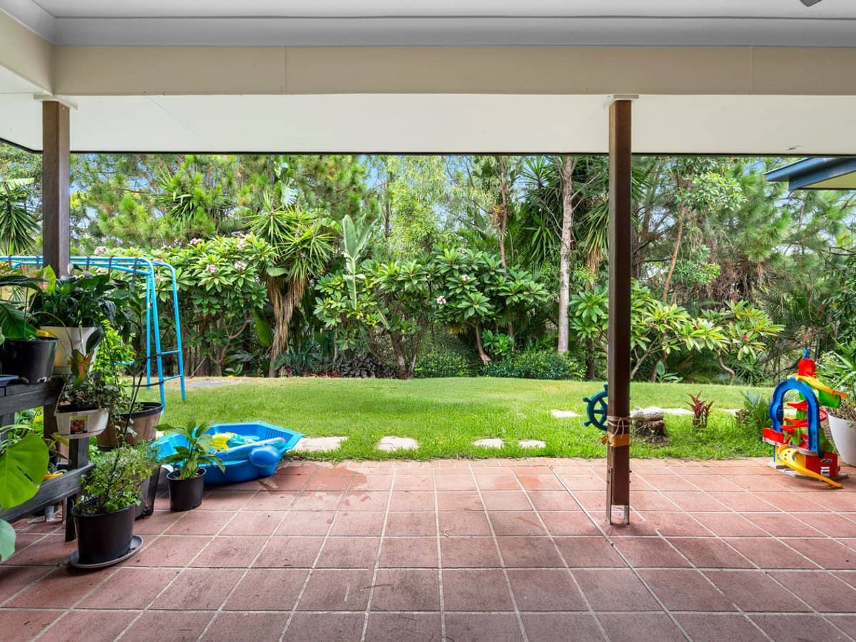 16 Huxley Court, PACIFIC PINES - Thumbnail 15