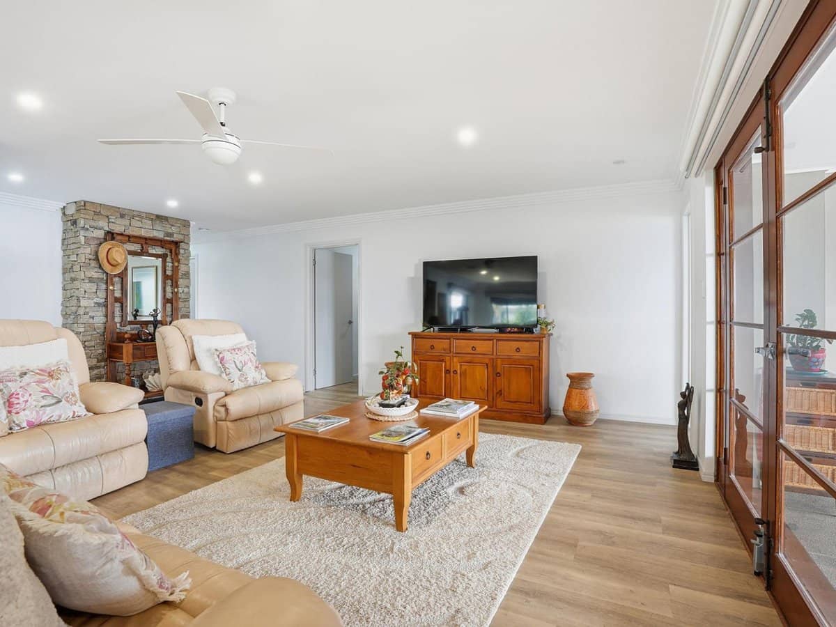 39 Ironbark Street, ELANORA - Thumbnail 7