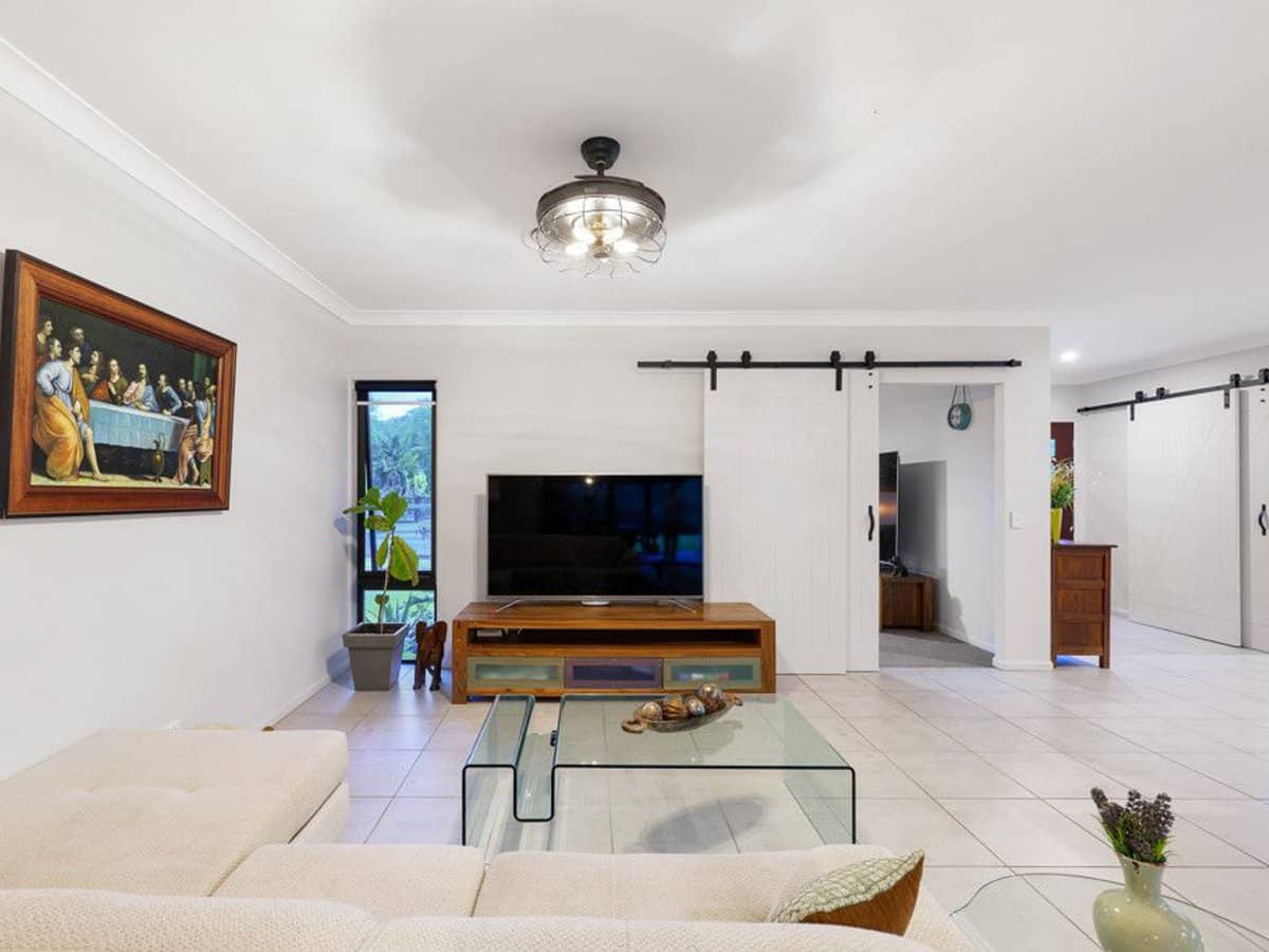 44 Homestead Crescent, Kingsholme - Thumbnail 9