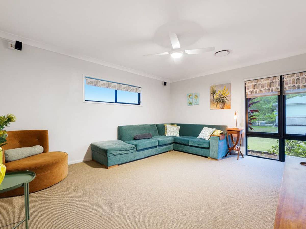 44 Homestead Crescent, Kingsholme - Thumbnail 17