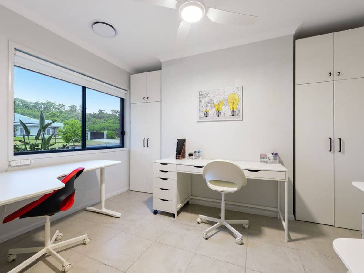 44 Homestead Crescent, Kingsholme - Thumbnail 26