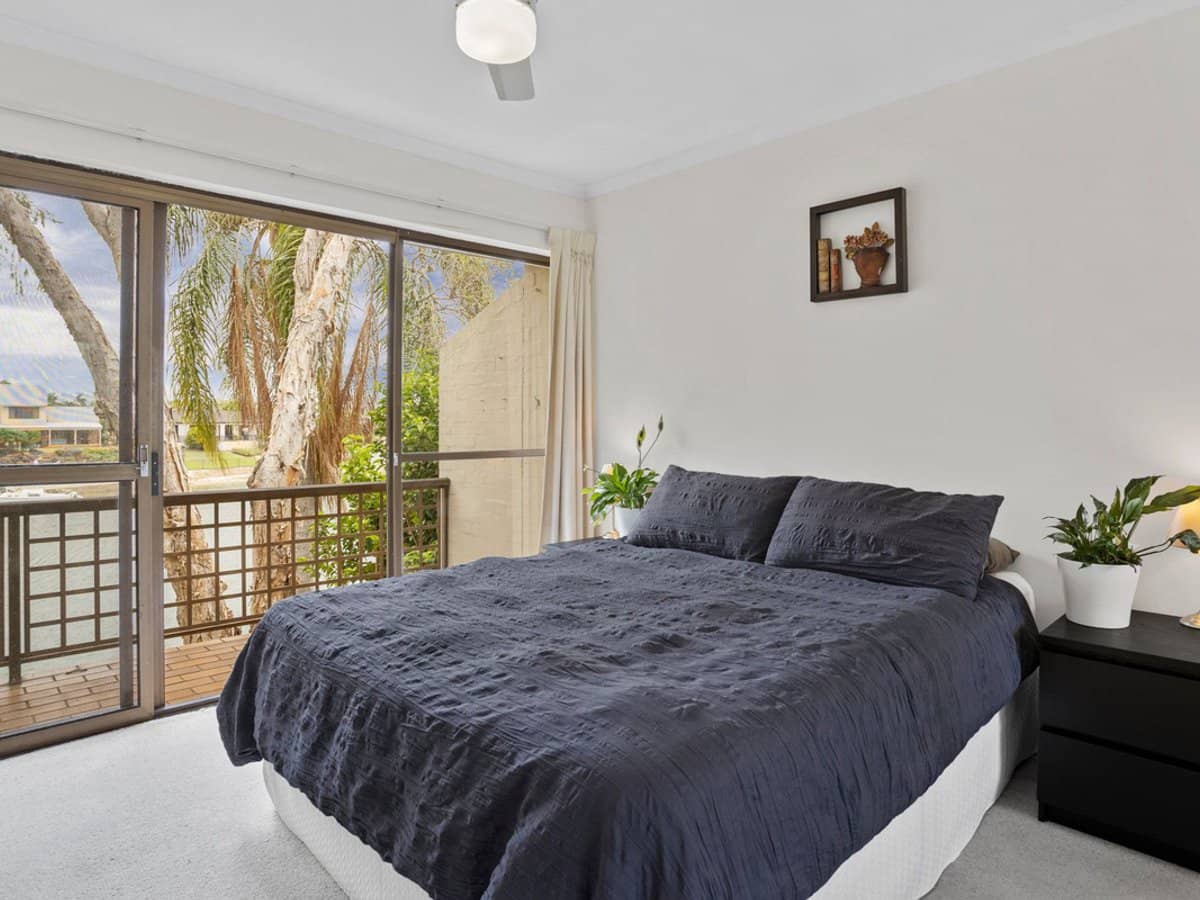 111 Markeri Street, Mermaid Waters - Thumbnail 1