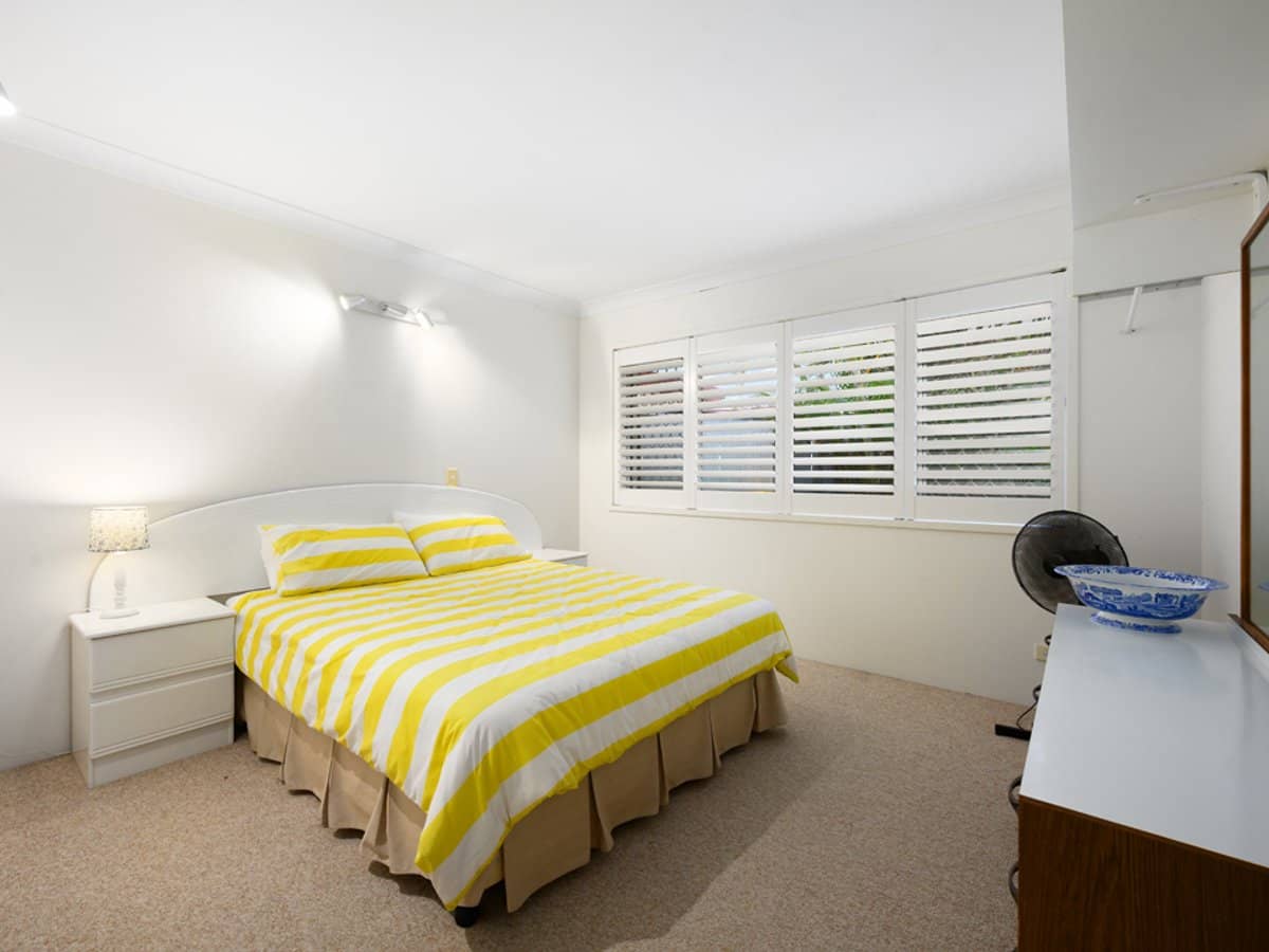 26 Vaggelas Crescent, Biggera Waters - Thumbnail 12