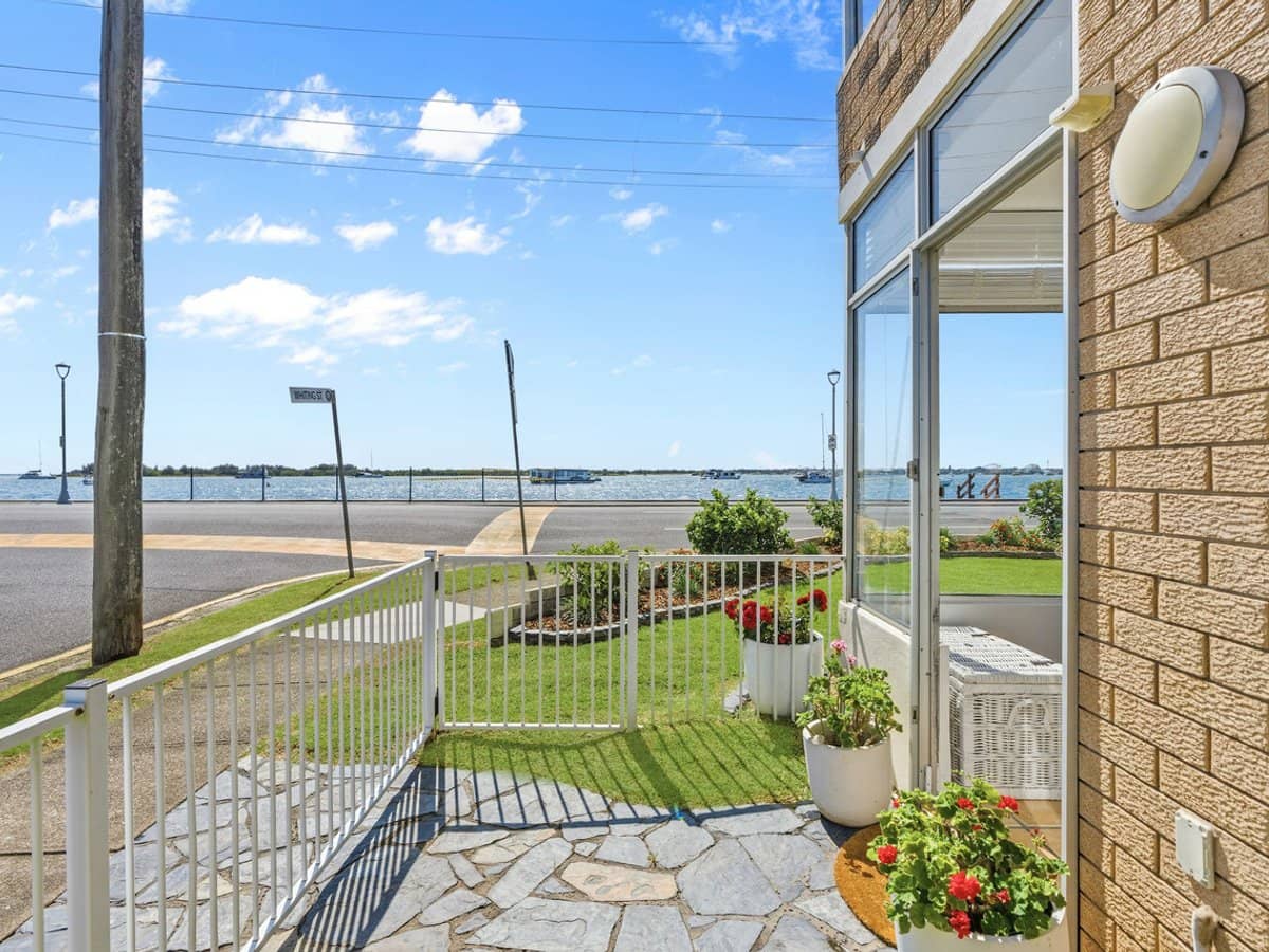 290 Marine Parade, Labrador - Thumbnail 8