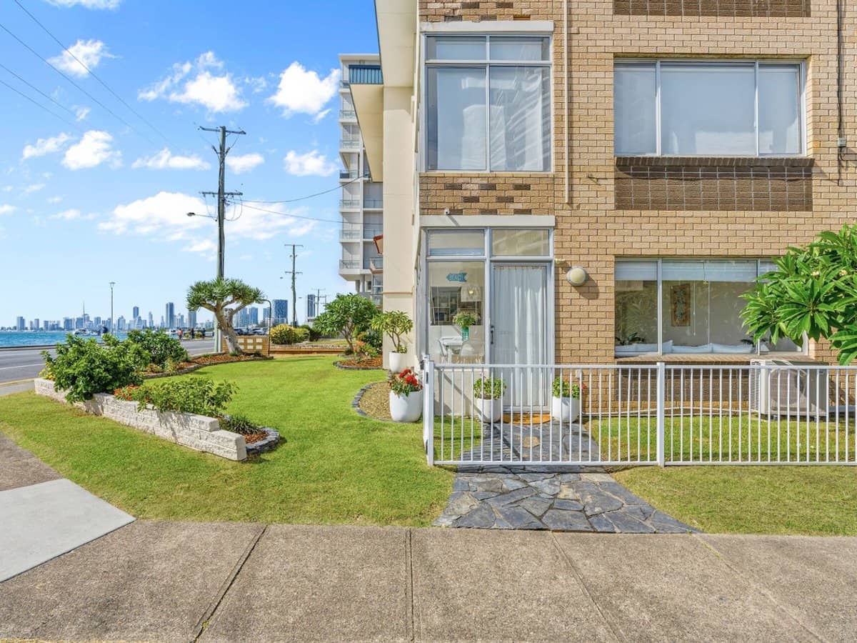 290 Marine Parade, Labrador - Thumbnail 10