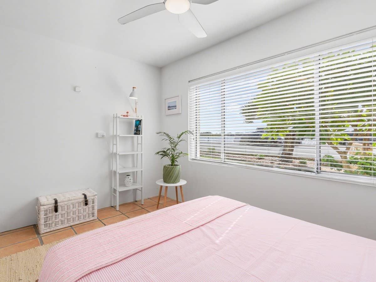 290 Marine Parade, Labrador - Thumbnail 17