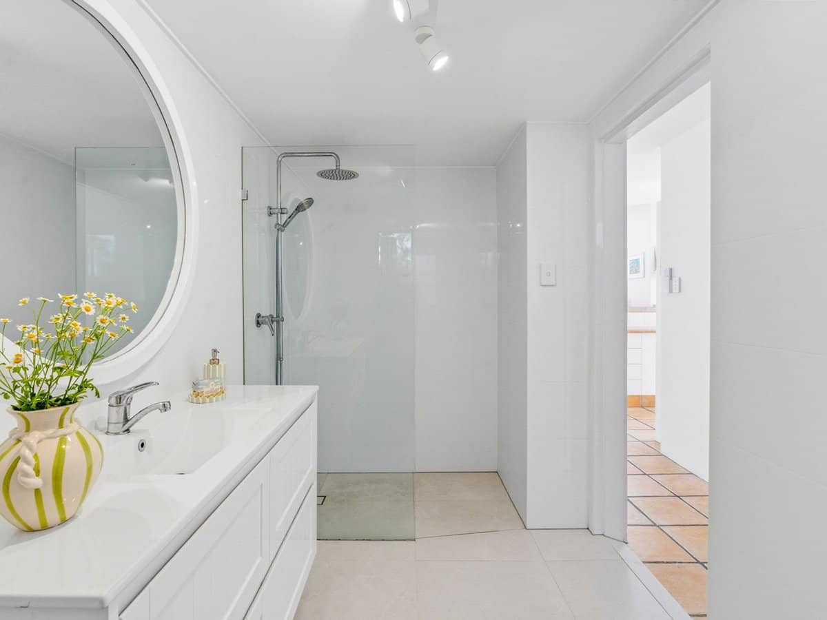 290 Marine Parade, Labrador - Thumbnail 18