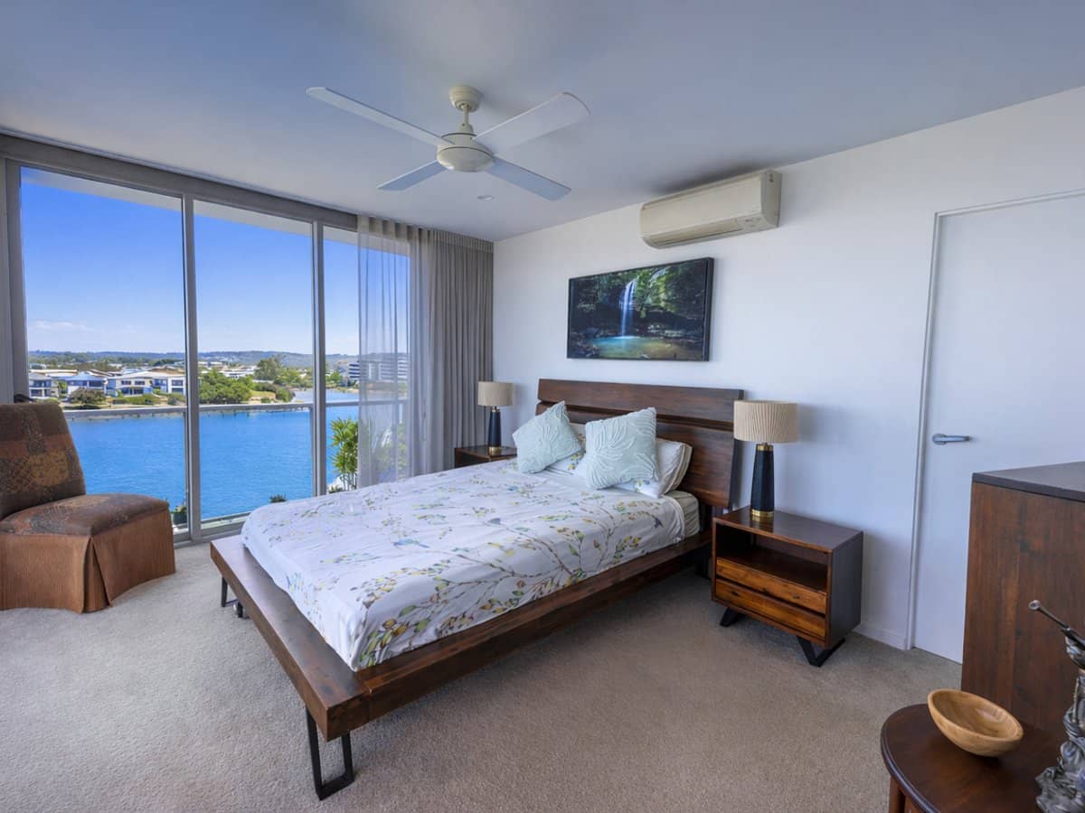 65 Varsity Parade, VARSITY LAKES - Thumbnail 13