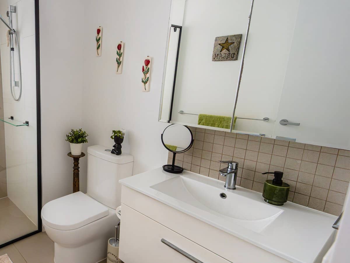 65 Varsity Parade, VARSITY LAKES - Thumbnail 14