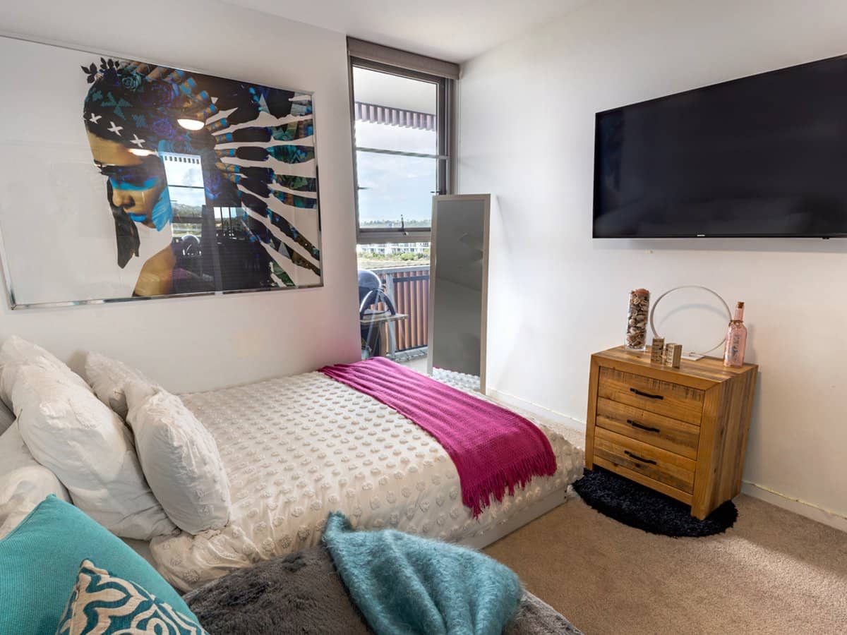 65 Varsity Parade, VARSITY LAKES - Thumbnail 17